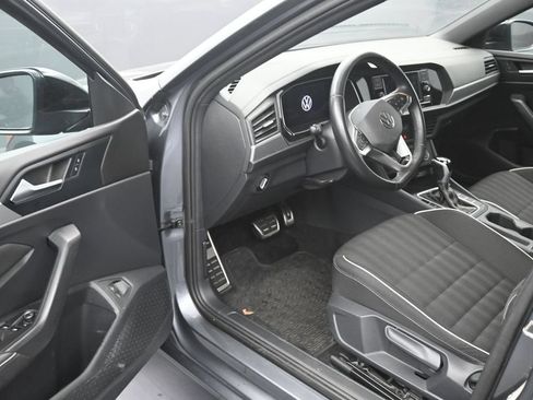 Used 2024 Volkswagen Jetta Sport FWD image 10