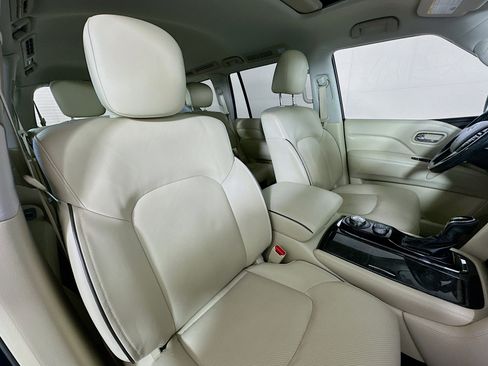 Used 2021 INFINITI QX80 Luxe w/ All-Season Package image 28