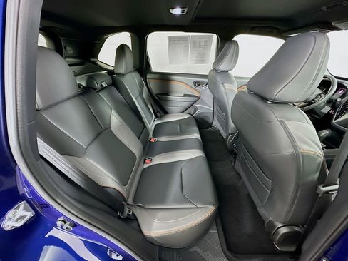 Used 2025 Subaru Forester Sport image 34