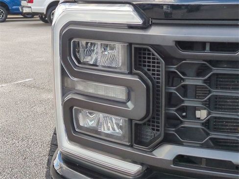 Used 2023 Ford F250 Lariat w/ Lariat Ultimate Package image 10