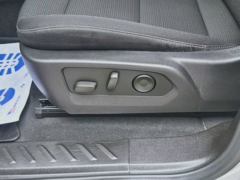 Used 2024 Chevrolet Colorado LT w/ LT Convenience Package II AWD/4WD image 23