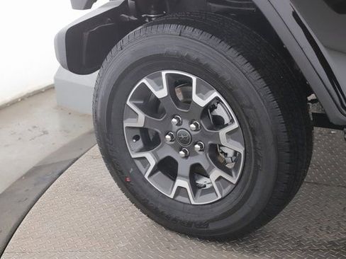 New 2026 Jeep Gladiator Sport image 13