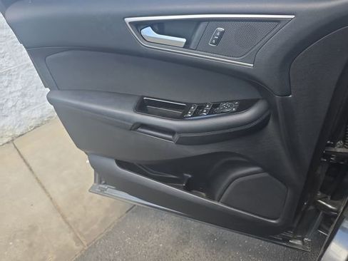 Used 2016 Ford Edge SEL FWD image 26