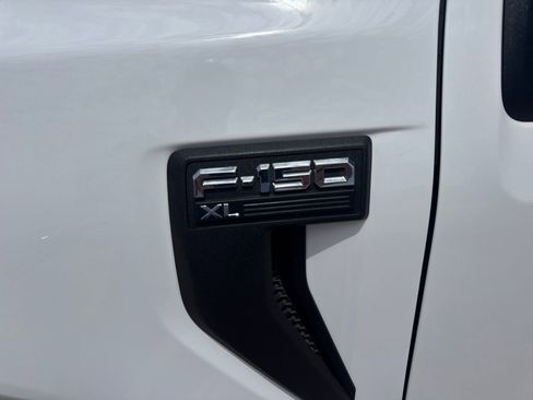 Used 2022 Ford F150 XL RWD image 4