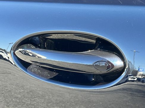 Used 2024 BMW X6 xDrive40i image 35