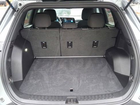 Used 2025 Chevrolet Equinox LT FWD image 22