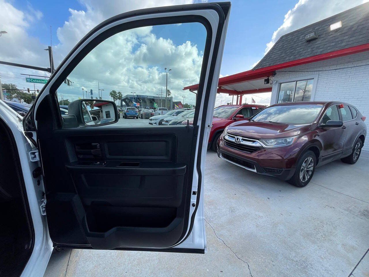 Used 2018 RAM 1500 Tradesman w/ Popular Equipment Group AWD/4WD image 16