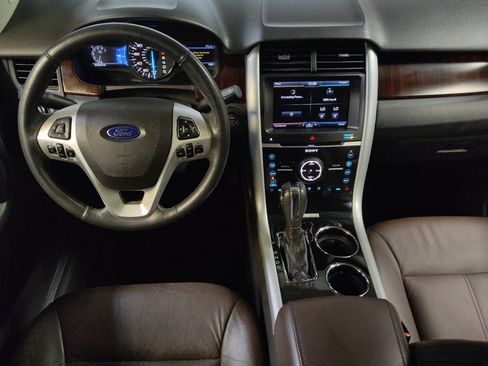 Used 2014 Ford Edge Limited w/ Equipment Group 301A FWD image 22