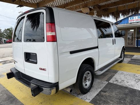 Used 2019 GMC Savana 2500 w/ Driver Convenience Package RWD image 5