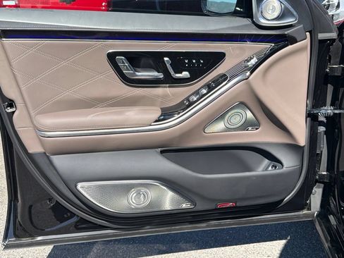 New 2026 Mercedes-Benz Maybach S 580 4MATIC image 18