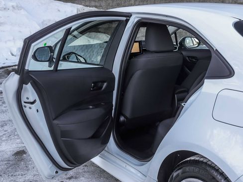 Certified 2025 Toyota Corolla LE image 20