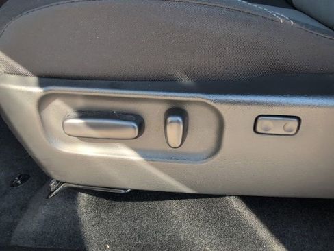 Used 2023 Toyota Tacoma TRD Sport image 11