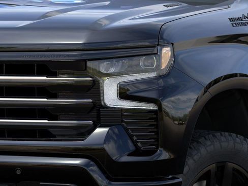 Used 2026 Chevrolet Silverado 1500 High Country w/ Midnight Edition RWD image 10