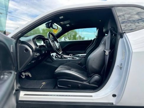 Used 2023 Dodge Challenger R/T Scat Pack w/ Plus Package RWD image 10