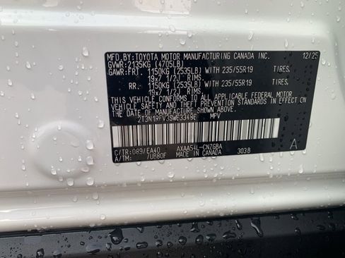 New 2025 Toyota RAV4 Limited image 31