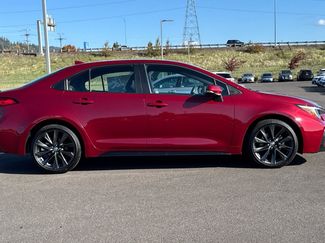 Used 2024 Toyota Corolla SE video 2