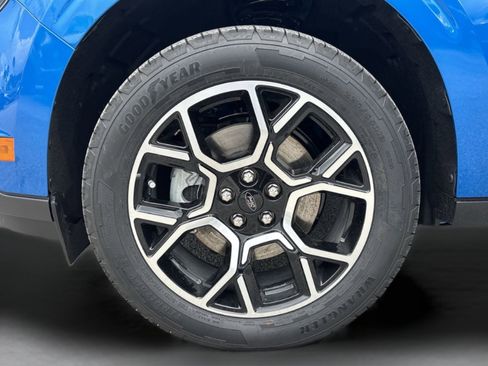 New 2025 Ford Maverick Lariat w/ 4K Tow Package image 36