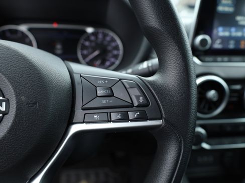 Used 2024 Nissan Sentra SV image 26