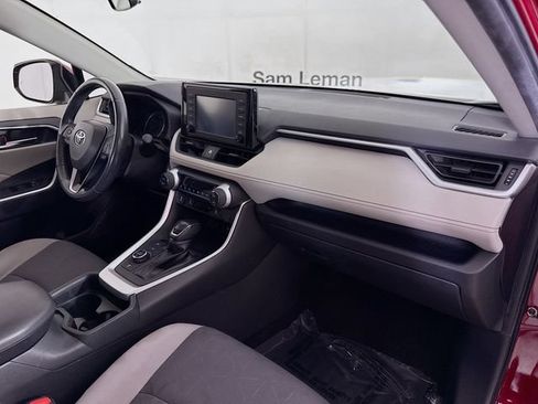Used 2019 Toyota RAV4 XLE AWD/4WD image 28
