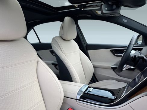 Certified 2023 Mercedes-Benz C 300 Sedan image 31