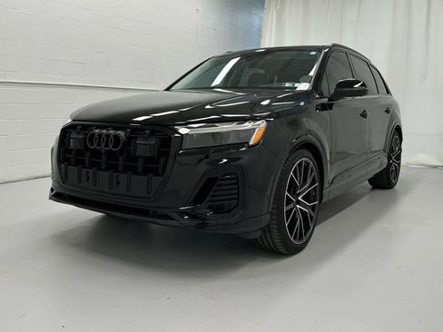 Used 2025 Audi Q7 3.0T Premium Plus w/ Premium Plus Package AWD/4WD image 4