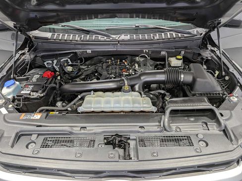 Certified 2023 Ford Expedition XLT AWD/4WD image 15