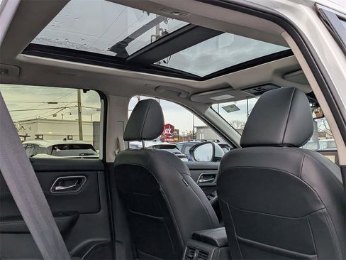 New 2026 Nissan Rogue Platinum w/ Platinum Premium Package image 23