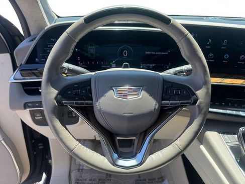 Certified 2023 Cadillac Escalade Sport Platinum AWD/4WD image 13