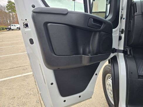 Used 2025 RAM ProMaster 2500 image 17