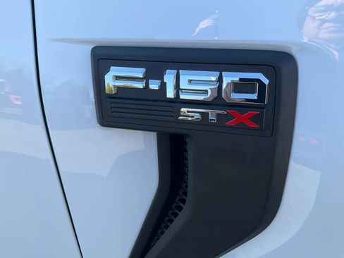 Certified 2022 Ford F150 XL w/ STX Appearance Package image 11