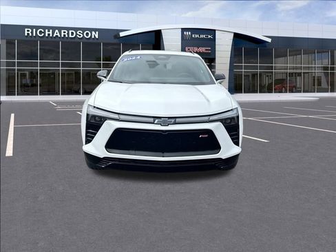 Used 2024 Chevrolet Blazer EV RS image 8