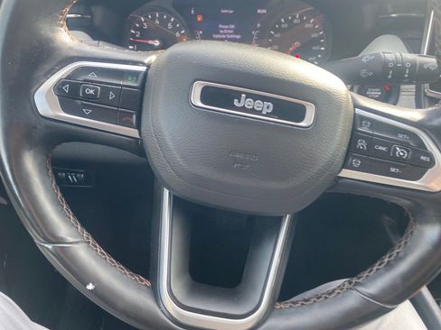 Used 2022 Jeep Compass Limited image 7