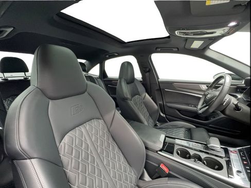 Used 2023 Audi S6 Premium Plus w/ Premium Plus Package AWD/4WD image 31