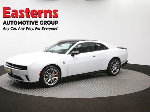 Used 2024 Dodge Charger Daytona Scat Pack w/ Plus Group AWD/4WD image 58