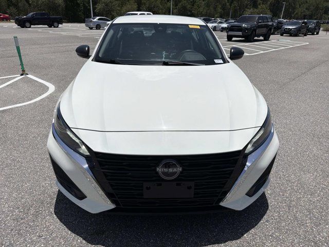 Used 2025 Nissan Altima 2.5 SV FWD image 6