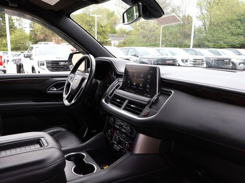Used 2021 Chevrolet Suburban LT AWD/4WD image 42