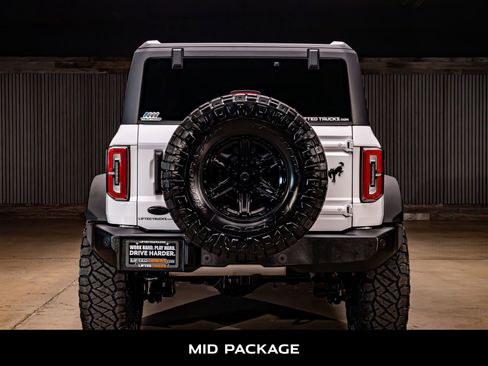 Used 2023 Ford Bronco Wildtrak image 8