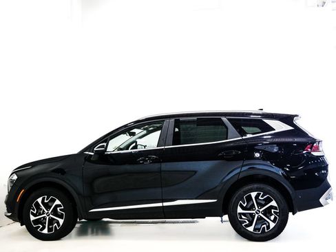 Used 2023 Kia Sportage EX AWD/4WD image 5