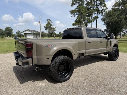 Used 2026 Ford F450 Lariat AWD/4WD image 21