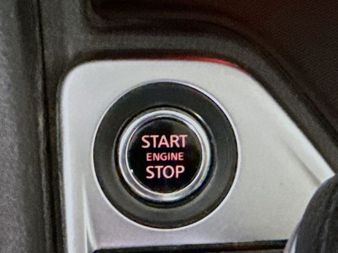 Used 2023 Nissan Sentra SV FWD image 21