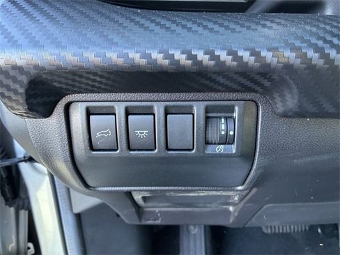 Used 2024 Subaru Ascent Premium w/ Convenience Package image 24