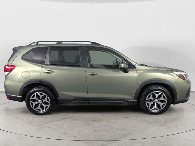 Used 2021 Subaru Forester Premium w/ Popular Package #1 AWD/4WD image 4