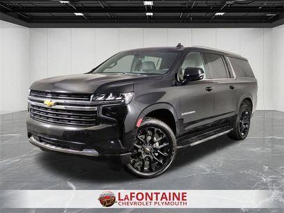Used 2022 Chevrolet Suburban LT w/ Luxury Package