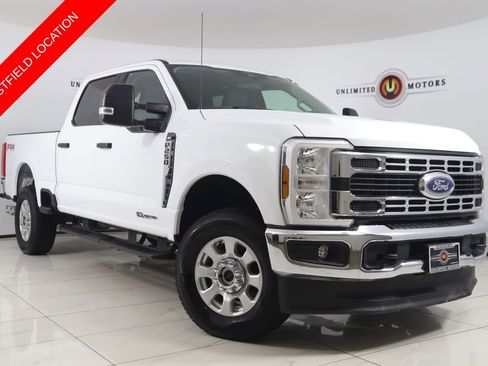 Used 2024 Ford F250 XLT w/ FX4 Off-Road Package AWD/4WD image 1
