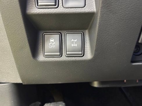 New 2026 Nissan Frontier PRO-4X w/ Pro-4x Convenience Package image 30