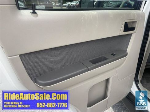 Used 2010 Ford Escape XLT AWD/4WD image 11