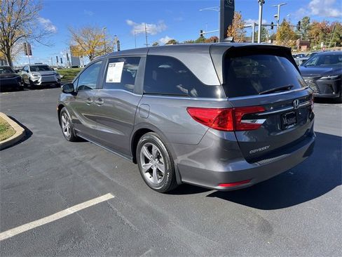 Used 2024 Honda Odyssey EX image 5