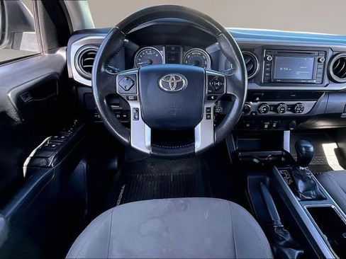 Used 2019 Toyota Tacoma SR5 image 8