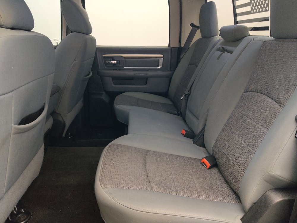 Used 2017 RAM 1500 Big Horn RWD image 18