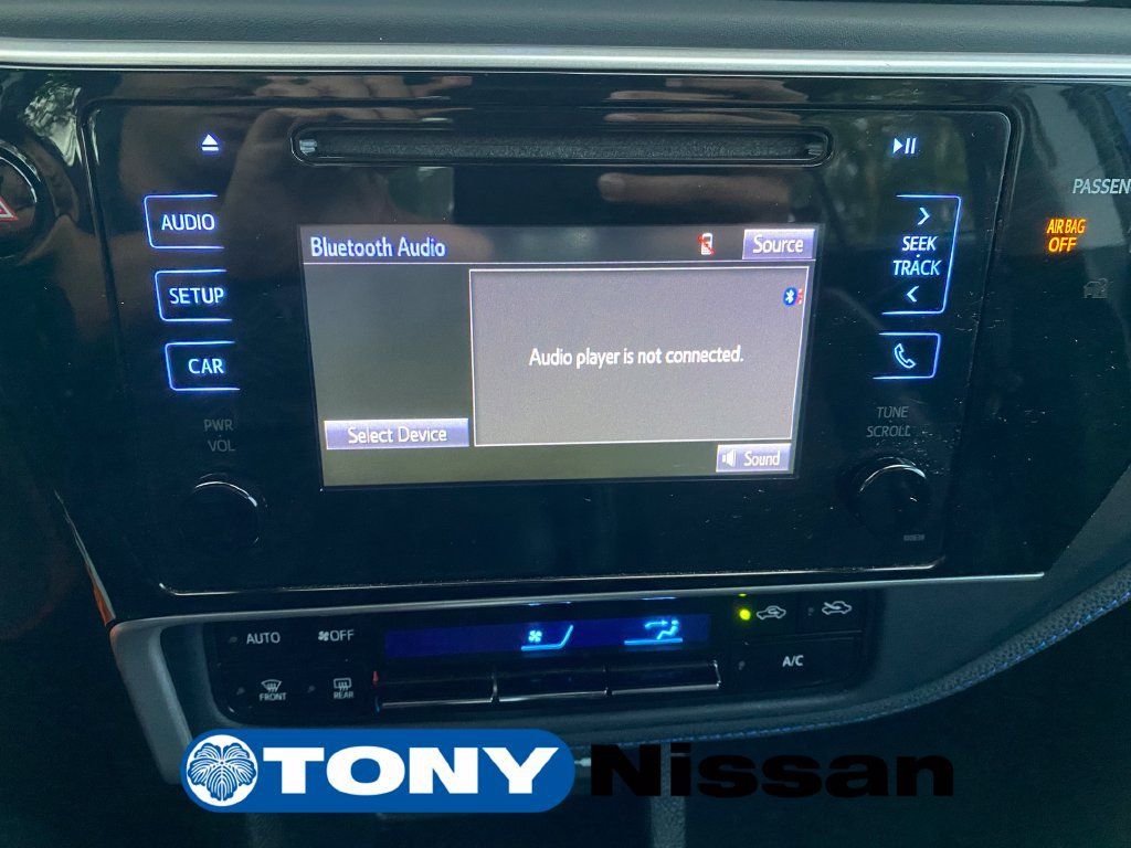Used 2017 Toyota Corolla SE FWD image 16